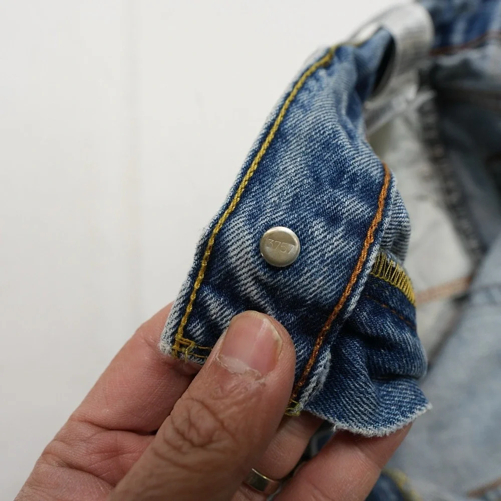 Levi's 550‎ Men's Relaxed Fit Jeans (fits 36x34) Blue Medium Wash Denim Casual